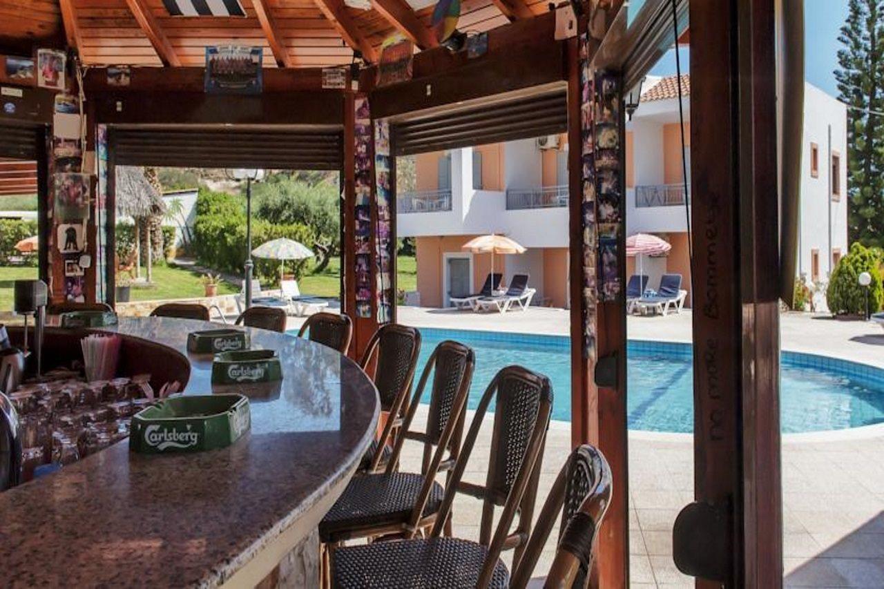 Ifigenia Apartments 헐소니소스 외부 사진